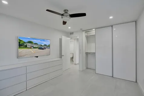 8 Richmond B Deerfield Beach FL 33442