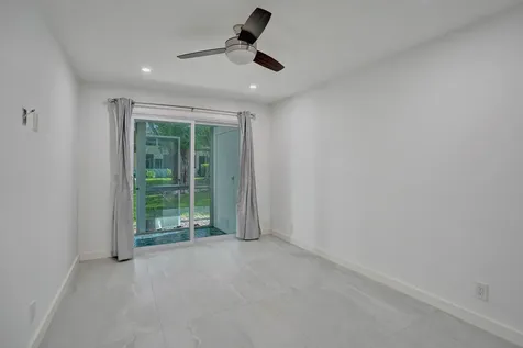 8 Richmond B Deerfield Beach FL 33442