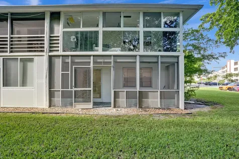 8 Richmond B Deerfield Beach FL 33442