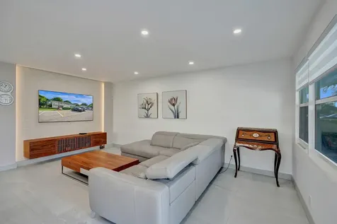 8 Richmond B Deerfield Beach FL 33442