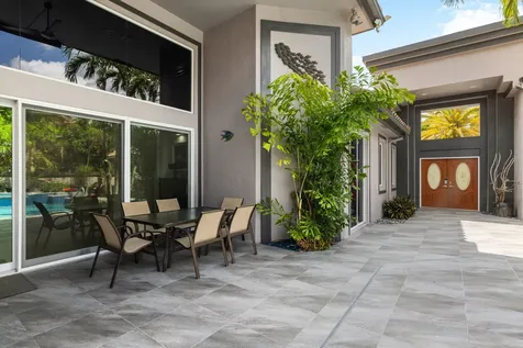 6595 Nw 32nd Terrace Boca Raton FL 33496