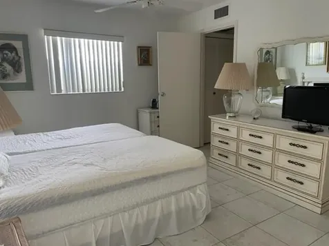 99 Saxony C Delray Beach FL 33446