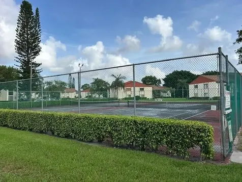 4871 Sable Pine B2 Circle West Palm Beach FL 33417