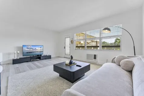 275 Mansfield G Boca Raton FL 33434
