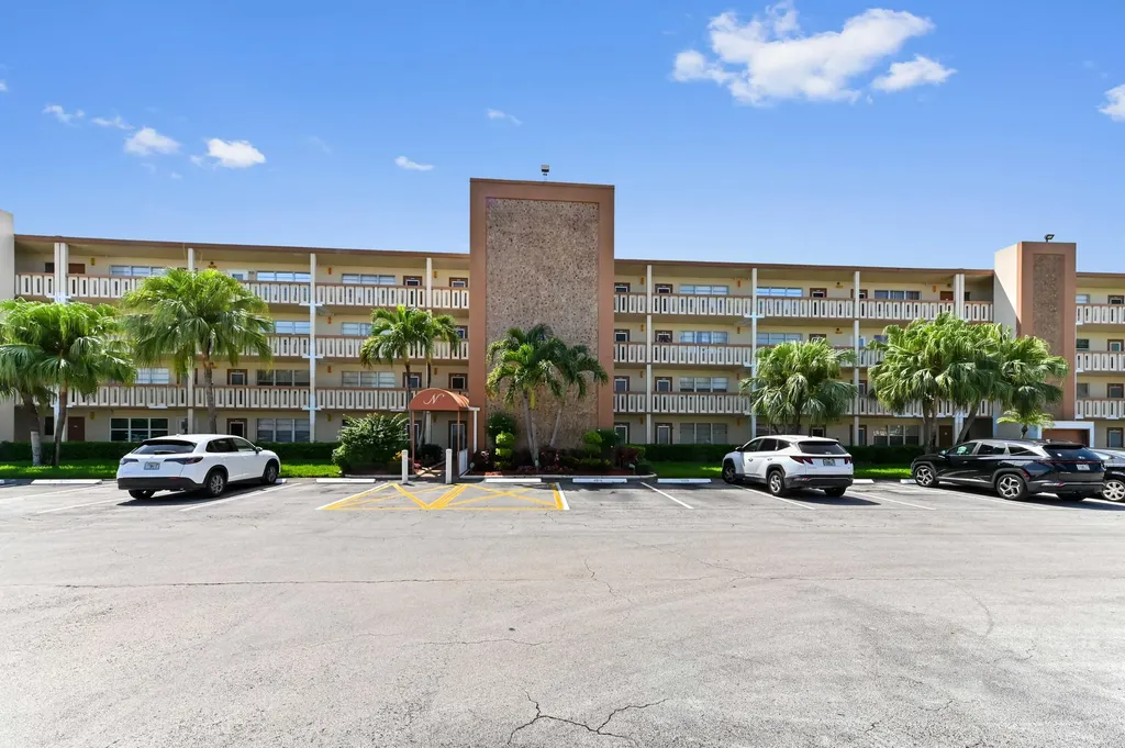 1010 Newcastle A Boca Raton FL 33434