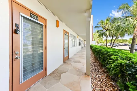 1010 Newcastle A Boca Raton FL 33434