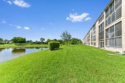 1010 Newcastle A Boca Raton FL 33434