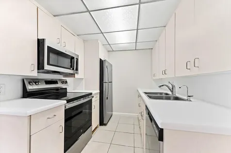 1010 Newcastle A Boca Raton FL 33434