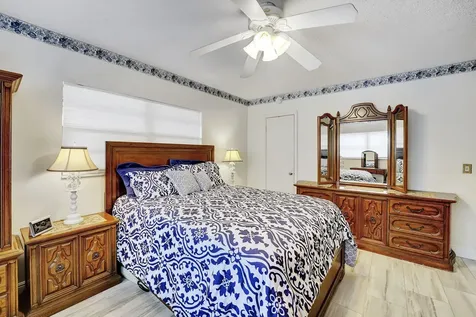 2615 Ne 1st Court Boynton Beach FL 33435