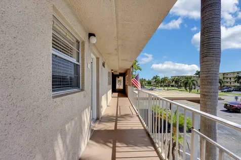 2615 Ne 1st Court Boynton Beach FL 33435