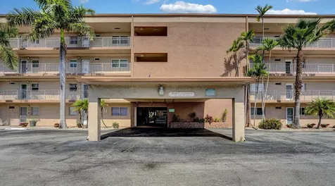 2615 Ne 1st Court Boynton Beach FL 33435