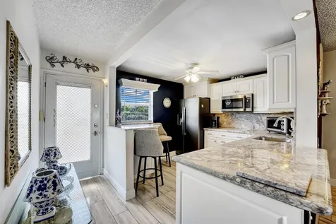 2615 Ne 1st Court Boynton Beach FL 33435