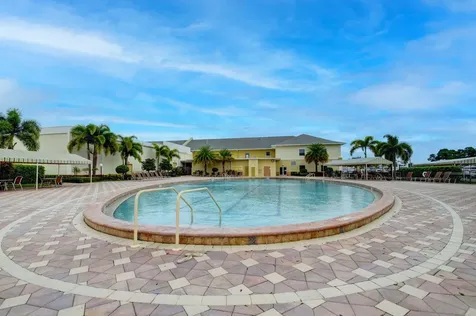 425 Southampton B West Palm Beach FL 33417