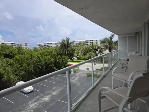 2560 S Ocean Boulevard Palm Beach FL 33480