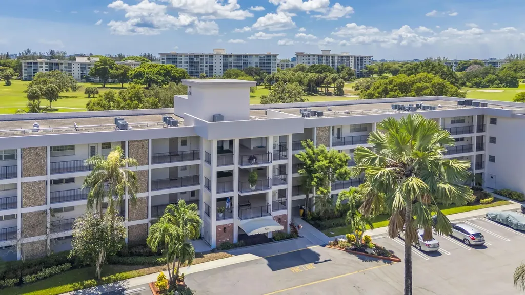2800 N Palm Aire Drive Pompano Beach FL 33069