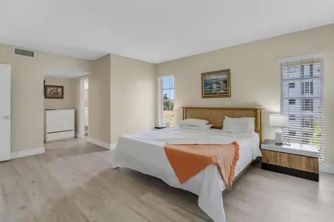 2800 N Palm Aire Drive Pompano Beach FL 33069