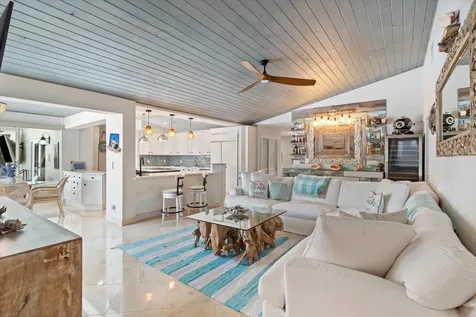 830 Ne Boca Bay Colony Drive Boca Raton FL 33487