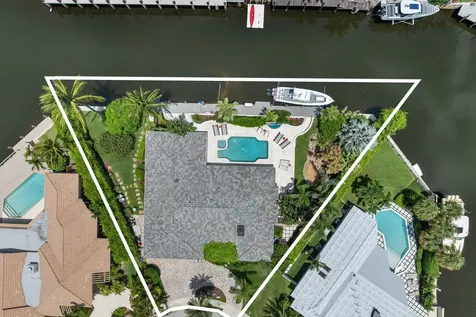 830 Ne Boca Bay Colony Drive Boca Raton FL 33487