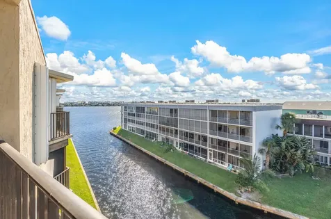 896 N Federal Highway 526 Highway Lantana FL 33462