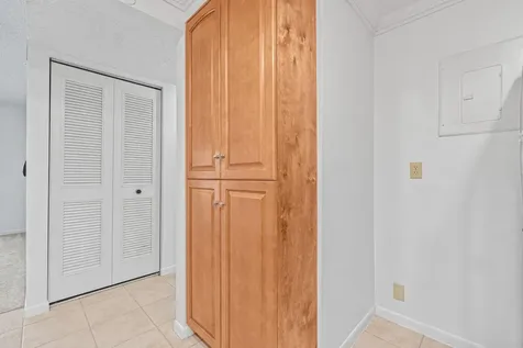 811 Sky Pine Way Greenacres FL 33415