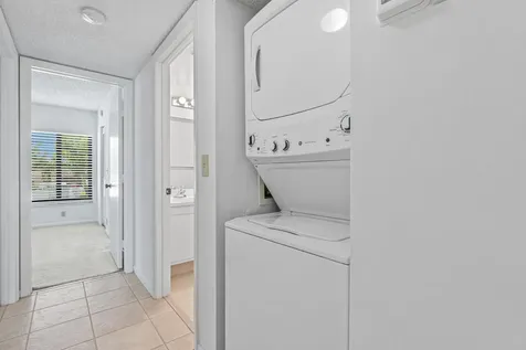 811 Sky Pine Way Greenacres FL 33415