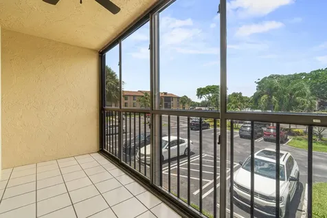 811 Sky Pine Way Greenacres FL 33415