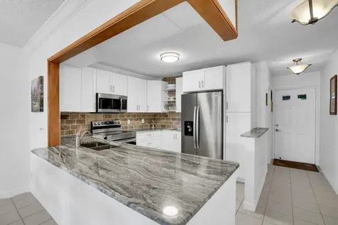 9244 Flynn Circle Boca Raton FL 33496