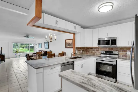 9244 Flynn Circle Boca Raton FL 33496