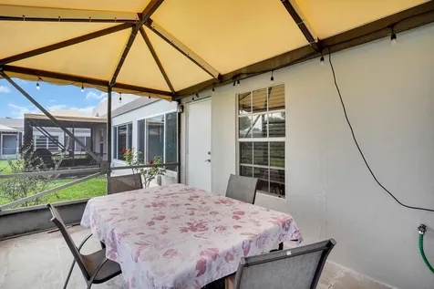 9244 Flynn Circle Boca Raton FL 33496