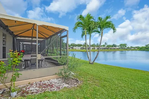 9244 Flynn Circle Boca Raton FL 33496
