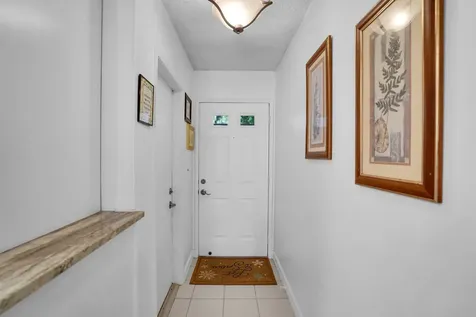 9244 Flynn Circle Boca Raton FL 33496