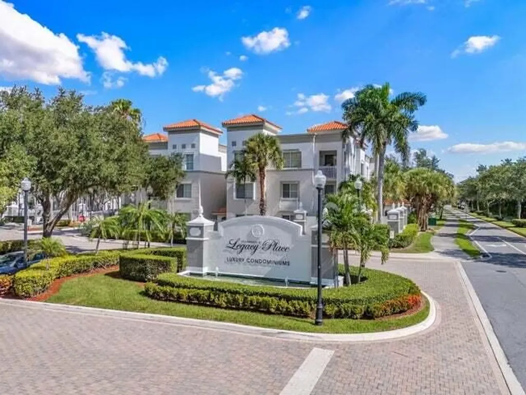 11015 Legacy Lane Palm Beach Gardens FL 33410