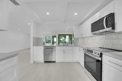3373 Lucerne Park Drive Greenacres FL 33467