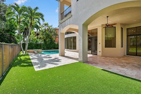 17606 Circle Pond Court Boca Raton FL 33496