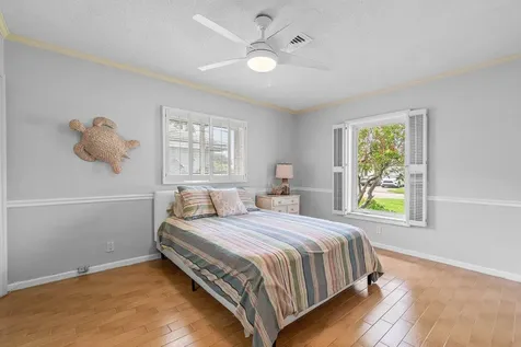1041 Sw 7th Street Boca Raton FL 33486