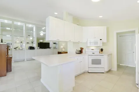 10628 SW Hartwick Drive Port Saint Lucie FL 34987
