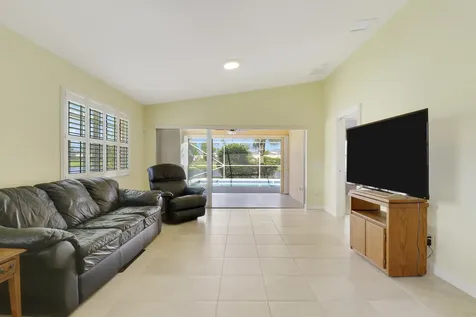 10628 SW Hartwick Drive Port Saint Lucie FL 34987