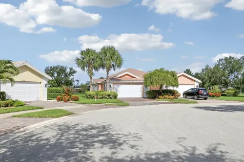 10628 SW Hartwick Drive Port Saint Lucie FL 34987