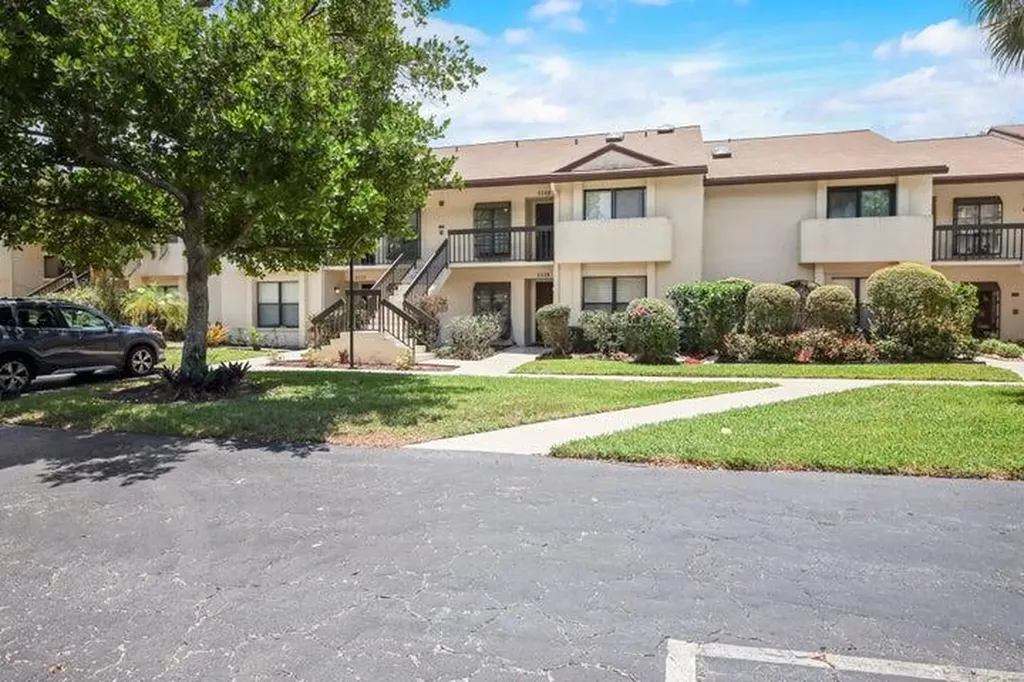 3340 Lucerne Park Drive Greenacres FL 33467