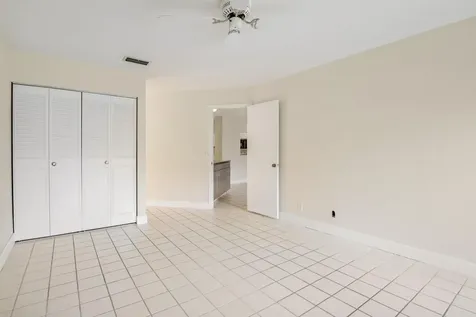 3340 Lucerne Park Drive Greenacres FL 33467
