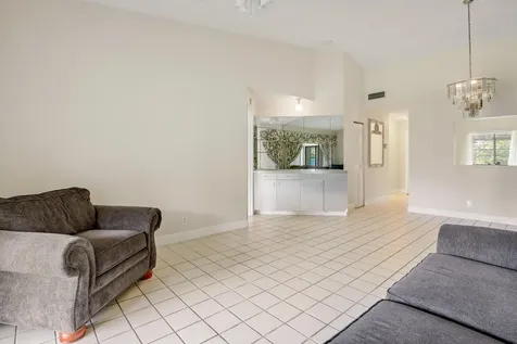 3340 Lucerne Park Drive Greenacres FL 33467