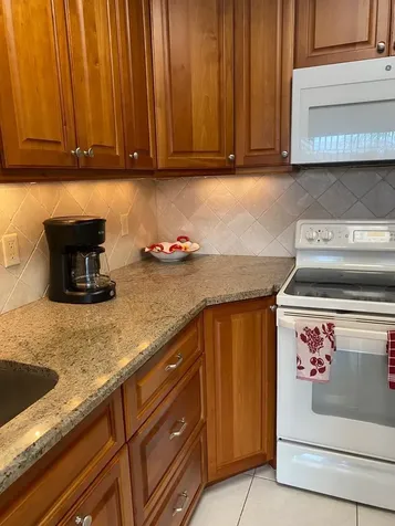 8833 Bella Vista Drive Boca Raton FL 33433