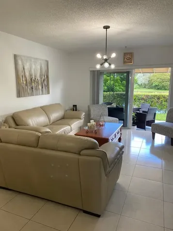8833 Bella Vista Drive Boca Raton FL 33433