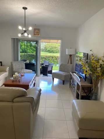 8833 Bella Vista Drive Boca Raton FL 33433