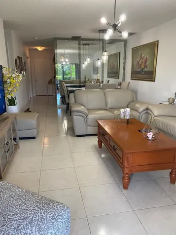8833 Bella Vista Drive Boca Raton FL 33433