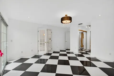 6105 Via Laguna Lane Boca Raton FL 33433