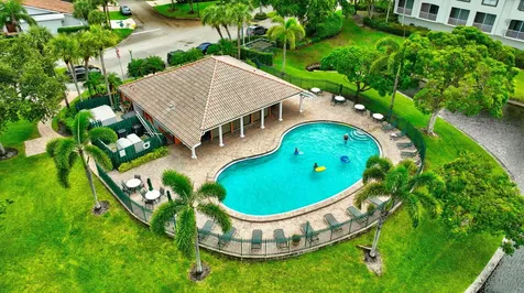 6105 Via Laguna Lane Boca Raton FL 33433