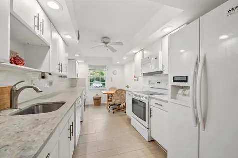 1262 N Sugar Sands Boulevard Singer Island FL 33404