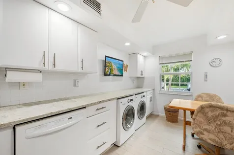 1262 N Sugar Sands Boulevard Singer Island FL 33404