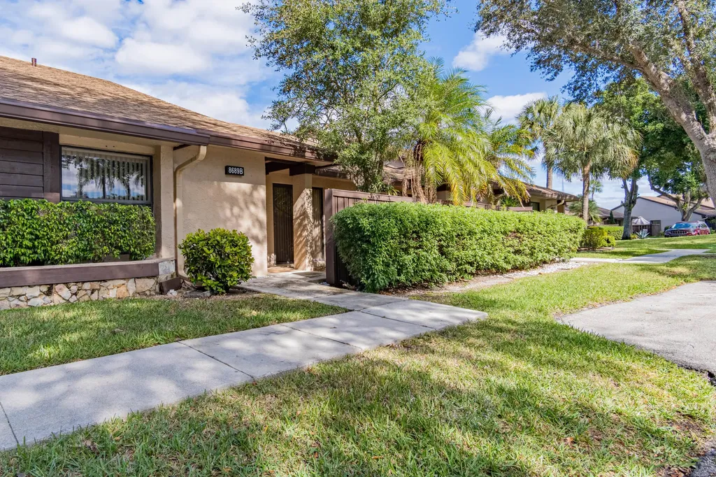 8689 Boca Glades B Boulevard Boca Raton FL 33434